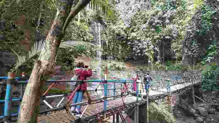 Desa Raksabaya Cimaragas Kembangkan Curug Kembar Binuang Ciamis