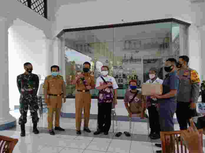 Atlet Disabilitas Ciamis Beikan Bantuan Masker