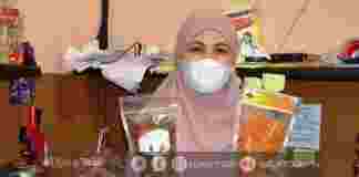 Pelaku UKM Abon dan Dendeng asal Ciamis Novita Mustika Dewi