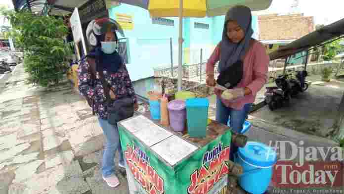 Rujak Jambu Kristal Ciamis Tengah Viral