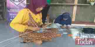 Kelompok Gapura Ciamis koran bekas