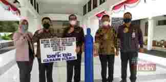 Bantuan tabung oksigen