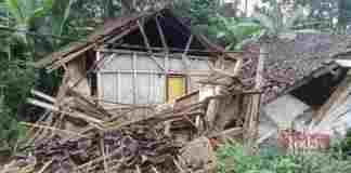 Rumah ambruk Ciamis