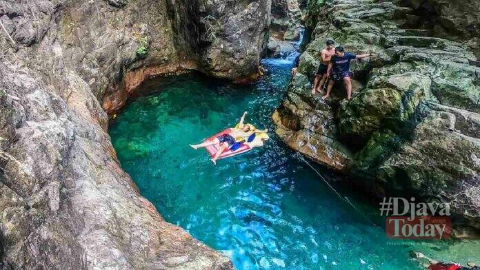 Curug Leuwi Lieuk Bogor