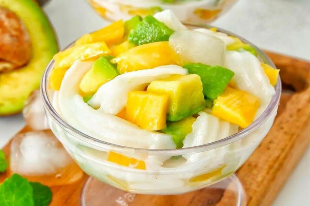 Bahan-bahan es teler creamy yang segar dan siap diolah