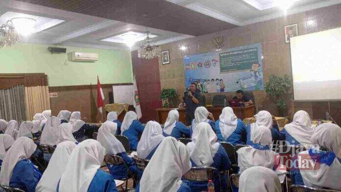 Seminar Pendidikan Jurnalistik