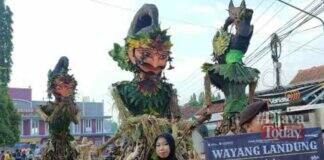 Kesenian wayang landung