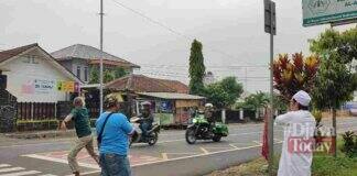 Santri terserempet moge