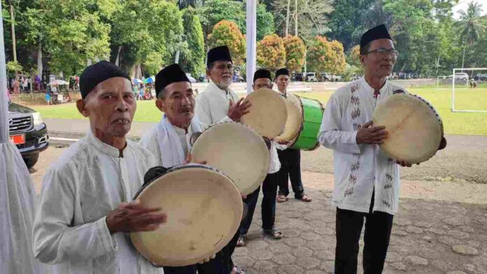 Kesenian Genjring Ronyok