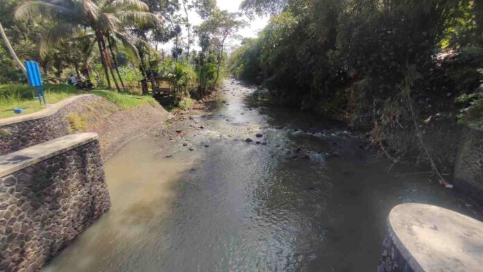 Sungai Nagawiru Ciamis