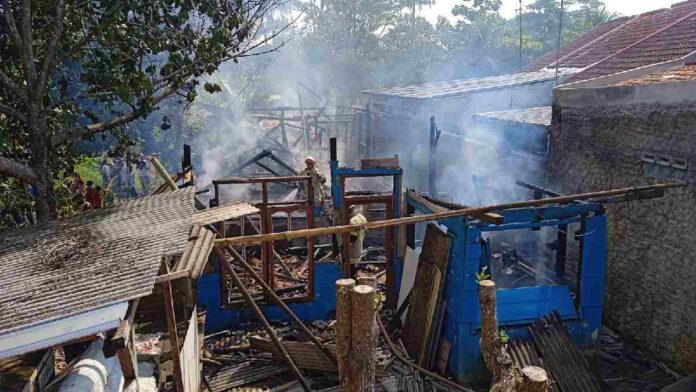 Rumah Terbakar Ciamis