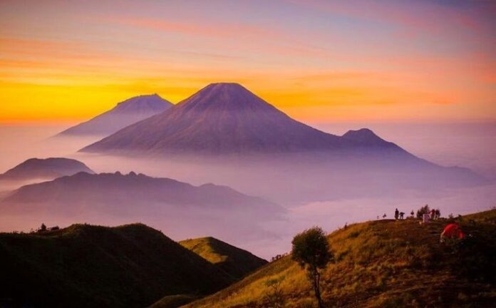 Rekomendasi Gunung untuk Pemula