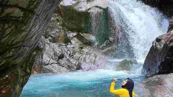 Curug Barong Bogor