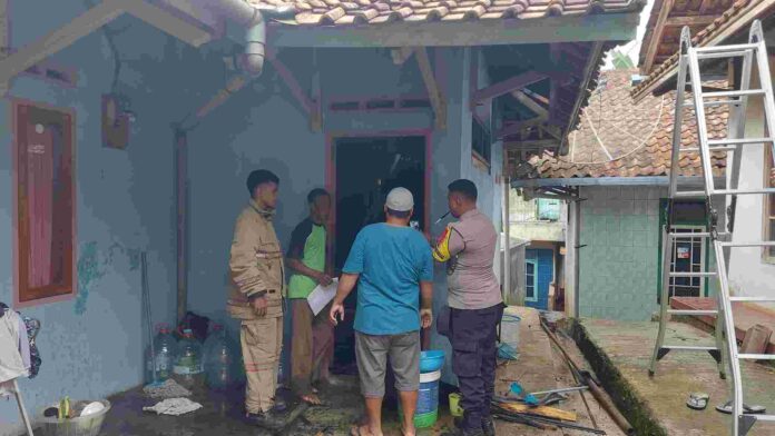 Dapur Rumah Terbakar