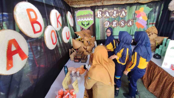 SMA Negeri 1 Ciamis menggelar acara Gelar Karya dan Pameran Projek Penguatan Profil Pelajar Pancasila (P5) dengan tema kearifan lokal