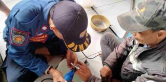 Kali ini, petugas damkar berhasil mengevakuasi cincin yang tersangkut di jari seorang warga di Kecamatan Jatinagara