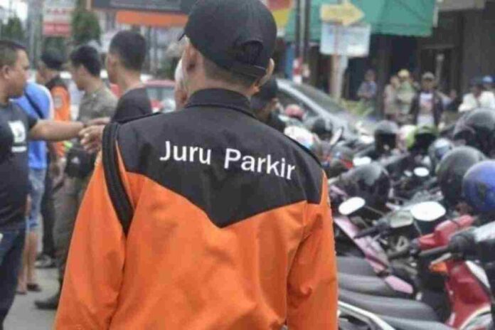 Juru parkir dishub