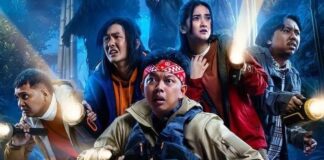 Menonton Film Horor