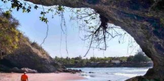 Pantai Karangbolong Kebumen