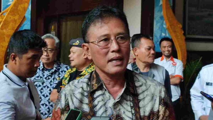 Kini, perhatian publik tertuju pada siapa pengganti posisi wakil bupati yang ditinggalkan almarhum.