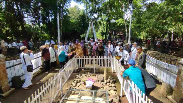 Upacara Tradisi Mapag Ramadan