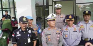 Menyambut Operasi Keselamatan Lodaya 2025, Polres Banjar mengadakan ramp check di Terminal Tipe A Kota Banjar, Jawa Barat.