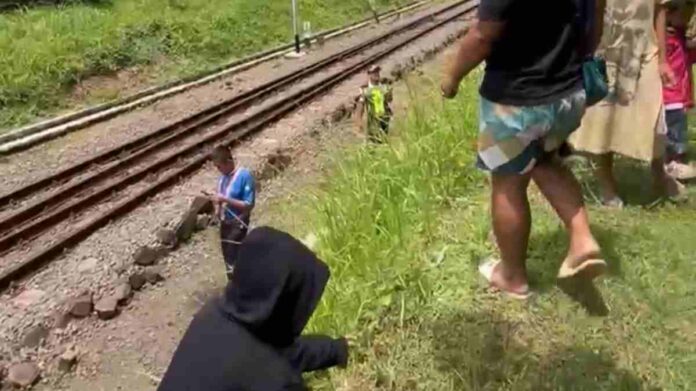 Perempuan kereta api