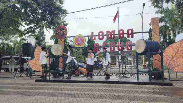 Lomba Bedug