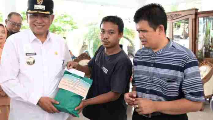 Bakti sosial kemilau ramadan