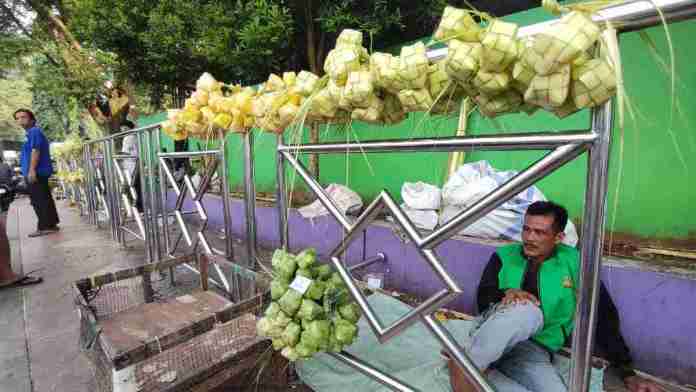 Kulit ketupat Ciamis