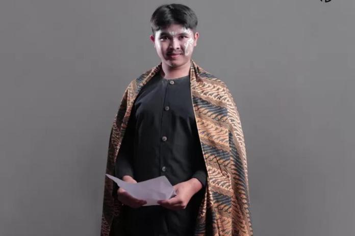 Rikardo Padlika Gumelar, siswa kelas X6 SMA Negeri 1 Banjar, kini mencuat sebagai salah satu talenta muda berbakat di dunia sastra