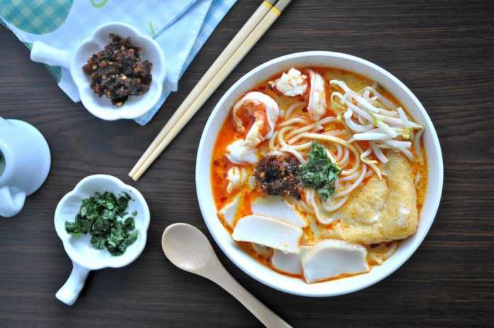 Resep Laksa Singapore yang Gurihnya Bikin Gak Bisa Berhenti Nyuap!