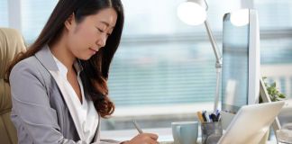 Tips Membangun Karier