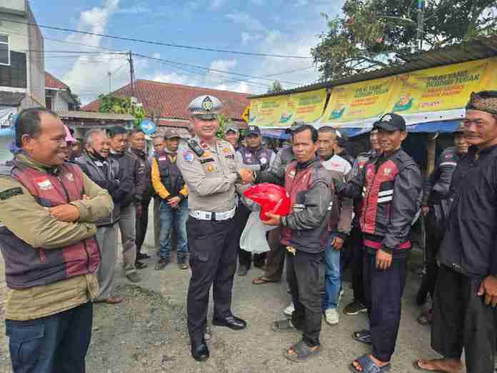 Site Icon Ribuan Pelanggar Terjaring Operasi Patuh Lodaya 2025 di Tasikmalaya, Pengendara Tanpa Helm Masih Dominan · Post Ctrl+K Save draft Publish Ribuan Pelanggar Terjaring Operasi Patuh Lodaya 2025 di Tasikmalaya, Pengendara Tanpa Helm Masih Dominan