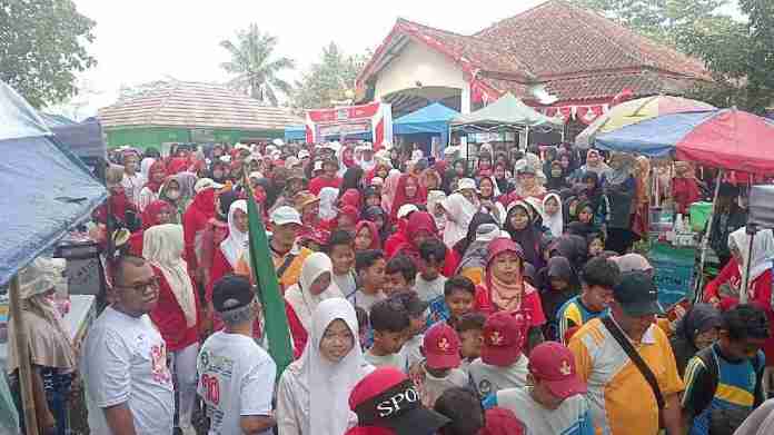 Mesin Cuci Jadi Hadiah Utama, Ribuan Warga Neglasari Ciamis Antusias Ikuti Jalan Sehat HUT ke-80 RI