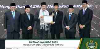 Kades Cisontrol Ciamis Raih Penghargaan Baznas Awards 2025