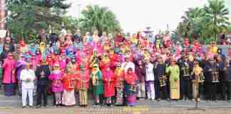 Bupati Ciamis Angklung