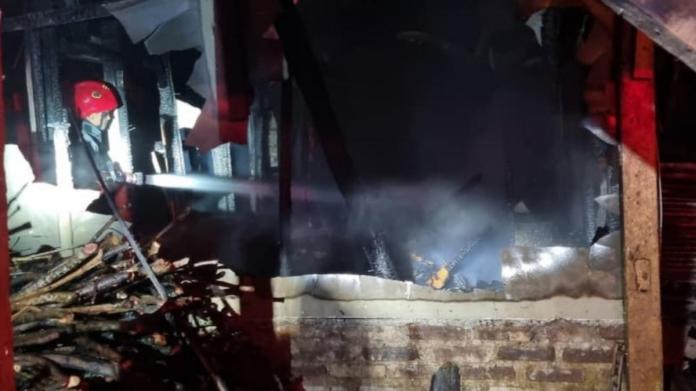 Rumah Lansia di Ciamis Hangus Terbakar saat Warga Tertidur