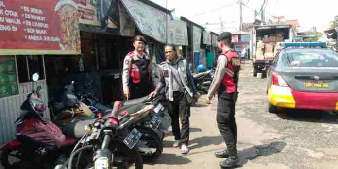 Polres Ciamis Patroli Humanis di Pasar Imbanagara Cegah Aksi Premanisme