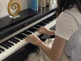 Manfaat bermain piano