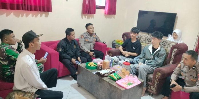 Polsek Cihaurbeuti Awasi Dua WNA Asal China di Ciamis, Warga Merasa Tenang