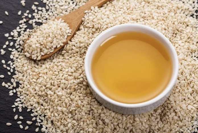 Ini Dia 5 Fungsi Minyak Wijen yang Bikin Masakan Makin Nikmat!