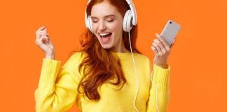 Tips Meningkatkan Produksi Hormon Bahagia, Bisa dengan Mendengarkan Musik Favorit! 